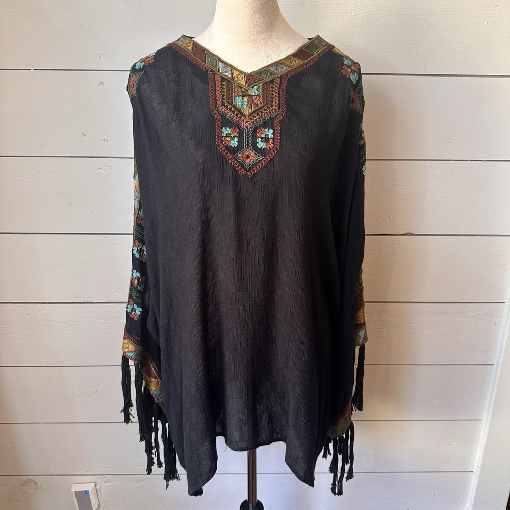 Double D Ranch Womens Poncho Tunic XL Black Embroidered Boho‎ Western Tassels